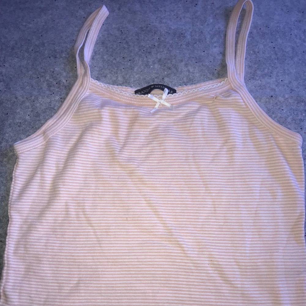 Brandy Melville Lace top